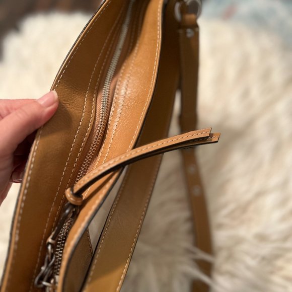 Coach NWOT Vintage Zoe Tan Beige Satin & Leather Shoulder Bag F14711 - Picture 9 of 10